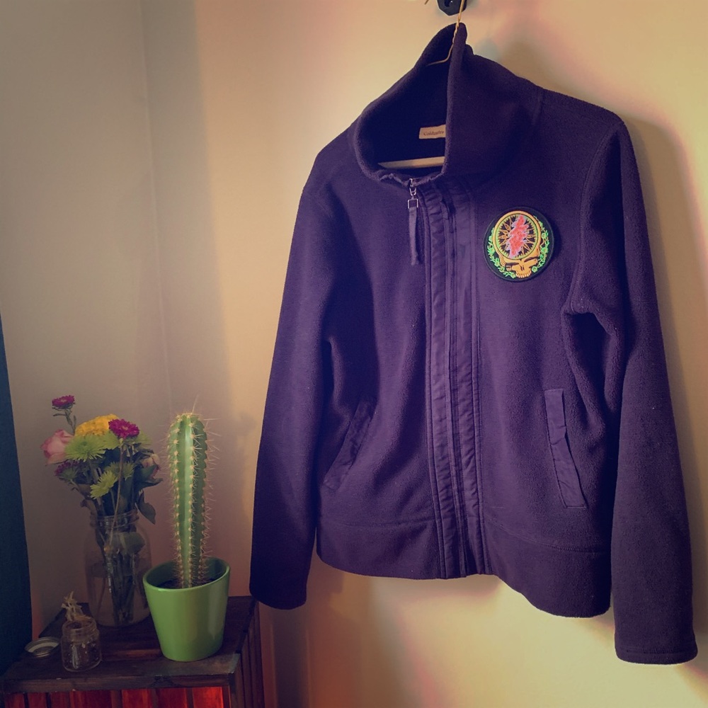 Fleece zip-up with Grateful Dead patch